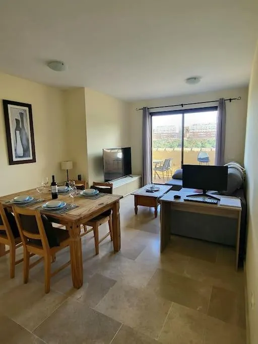 Duquesa 2 Bed With Sea And Golf Views And 5 Pools Daire Manilva