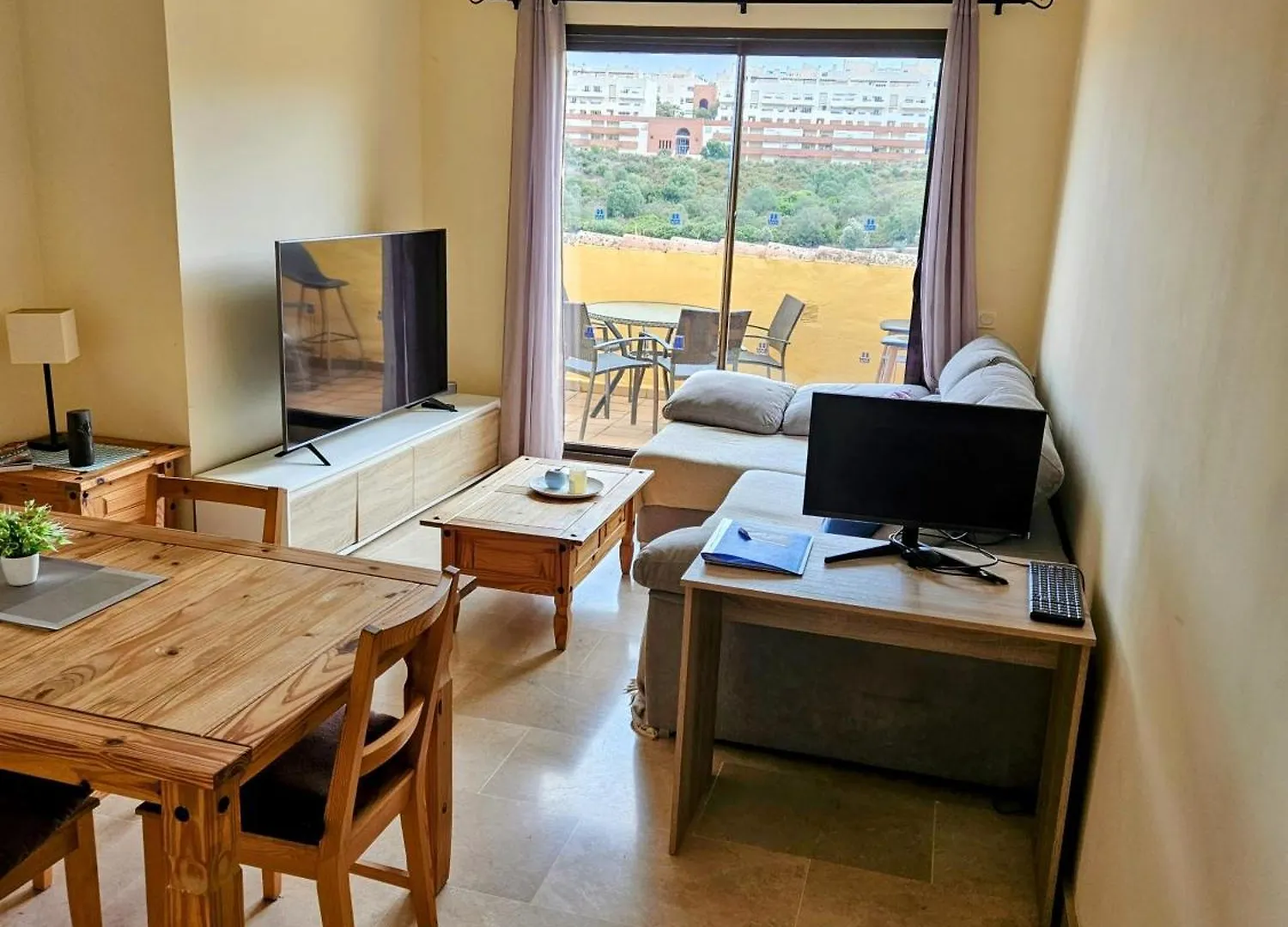 Duquesa 2 Bed With Sea And Golf Views And 5 Pools ile iletişim