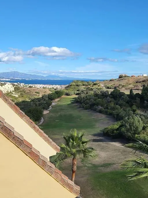 Duquesa 2 Bed With Sea And Golf Views And 5 Pools Daire Manilva 0*,  İspanya